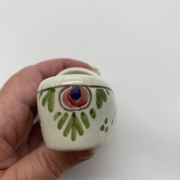 2 Hand painted porcelain shoes - Picture 6 of 11